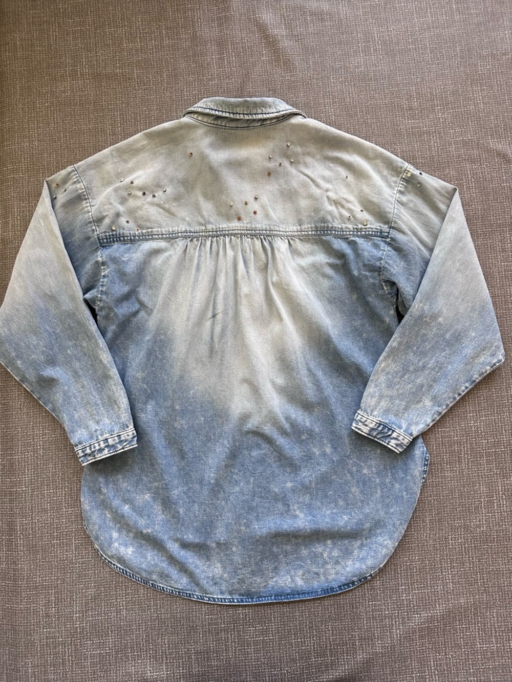 Anthropologie Pilcro Studded Denim Button Down Shirt S Blue Cotton Oversized - Picture 5 of 16